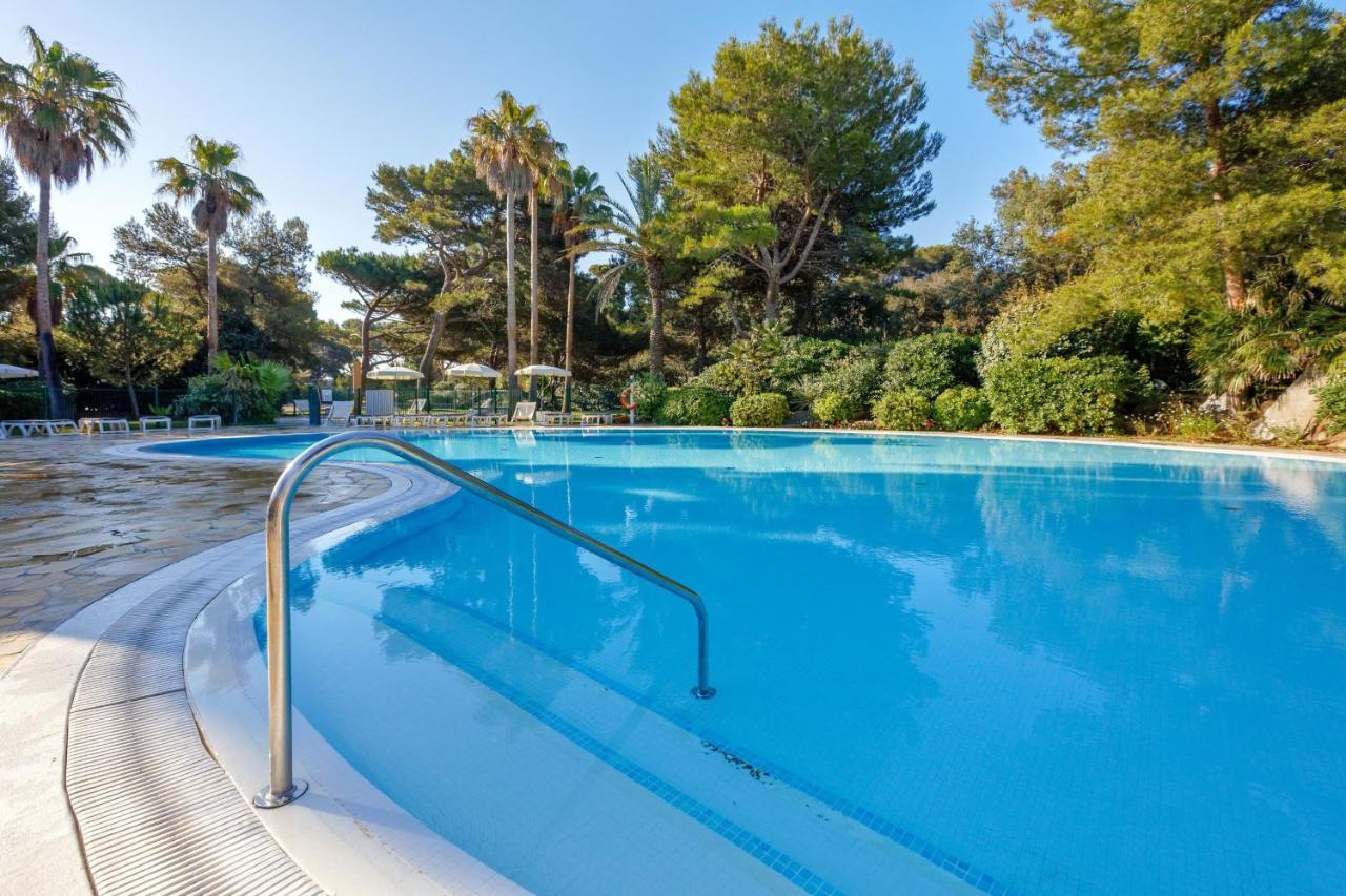 Residence Pierre & Vacances La Pinede Йер Экстерьер фото